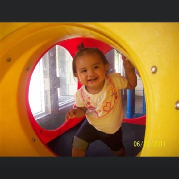 Meet your Posher, Serena - Picture 1 of 1